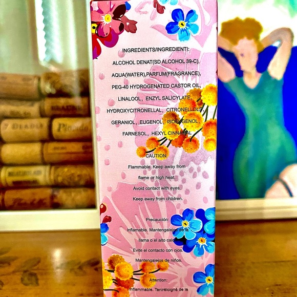 Blooming by Royal Fragrance  
3.3 fl oz/100 ml Eau de Toilette Spray for Women - Picture 3 of 4